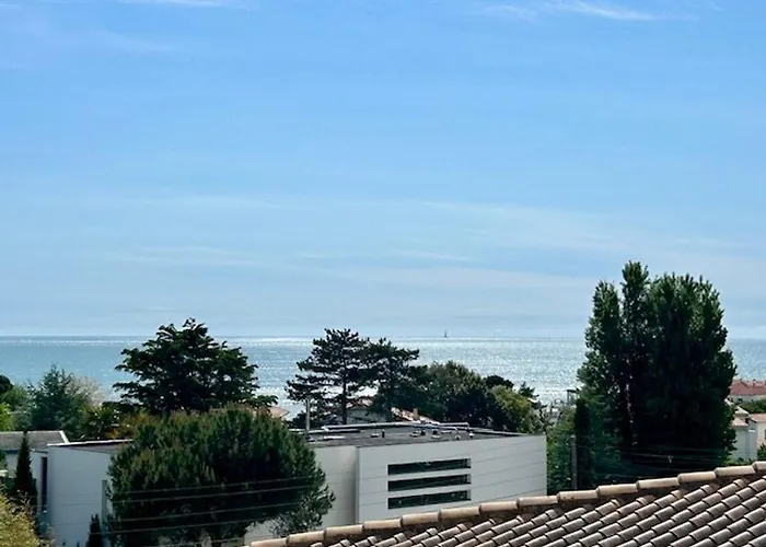 Appart. Moderne, Terrasse, Pret De La Plage, Parking - Fr-1-494-140 * Royan