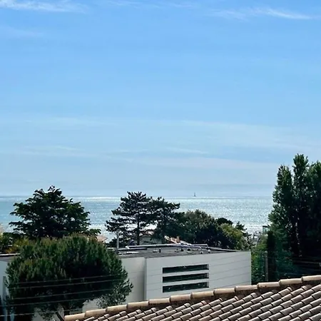 Appart. Moderne, Terrasse, Pret De La Plage, Parking - Fr-1-494-140 * Royan